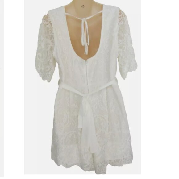 TRIXXI Eyelash Lace White Romper Spring Summer Bridal Wedding - Picture 4 of 5